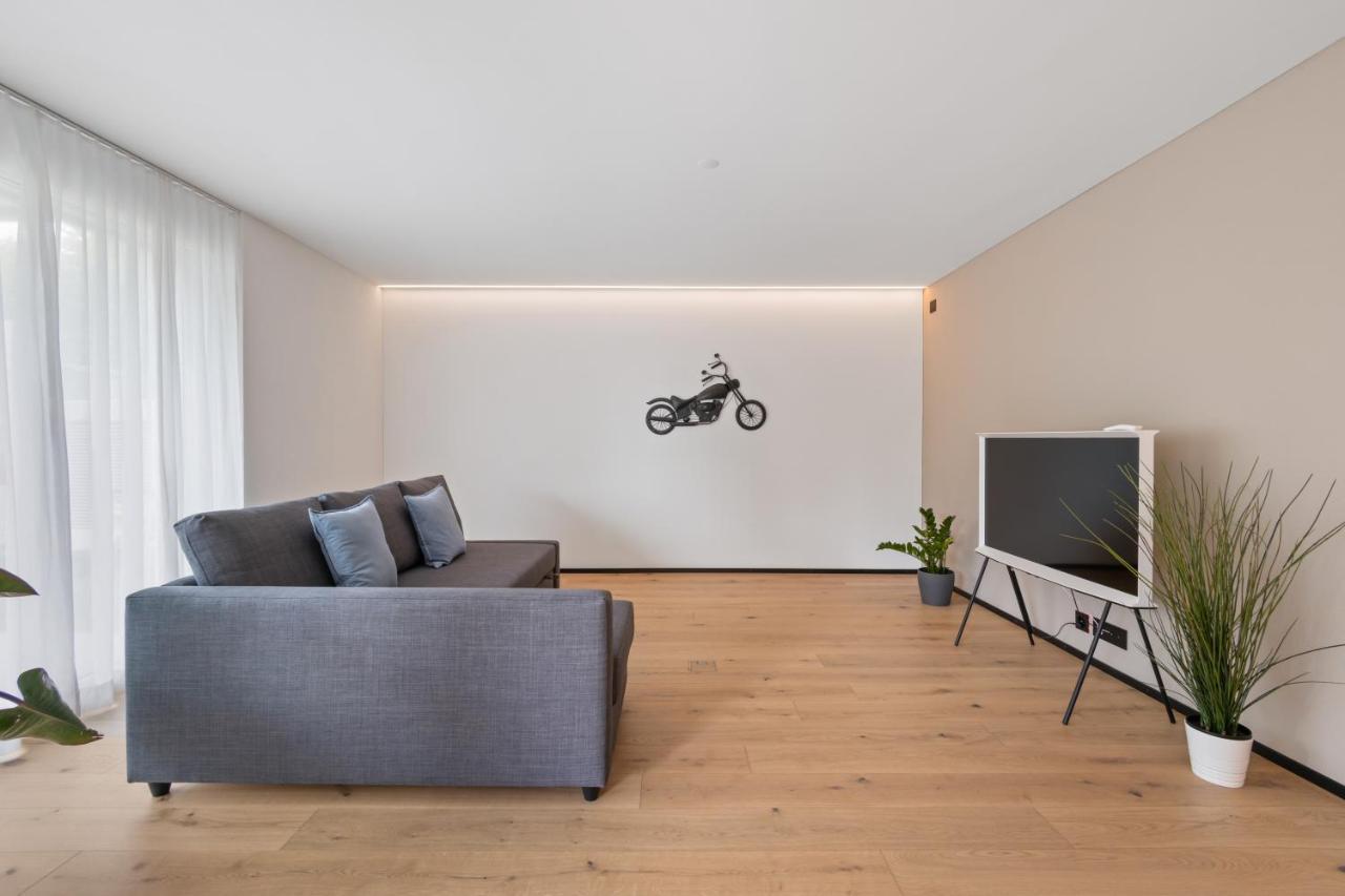 The R Apartment Zugerberg - Ev Wallbox - Terrasse Geroldswil Buitenkant foto